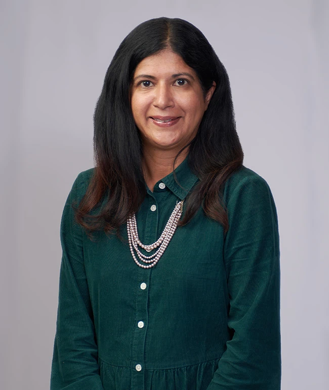 portrait photo of Dr. Aiysha Chatha