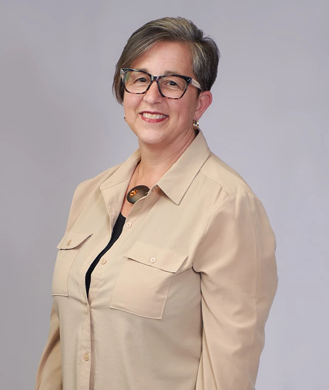 portrait photo of Dr. Natalie Furlong